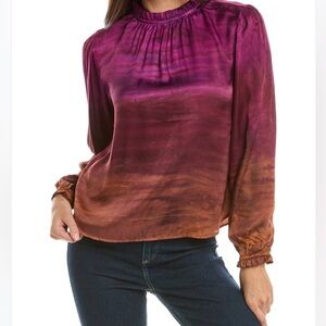 BELLA DAHL BISHOP SLEEVE RUFFLE NECK TOP IN BRANDY HORIZON DYE SIZE S